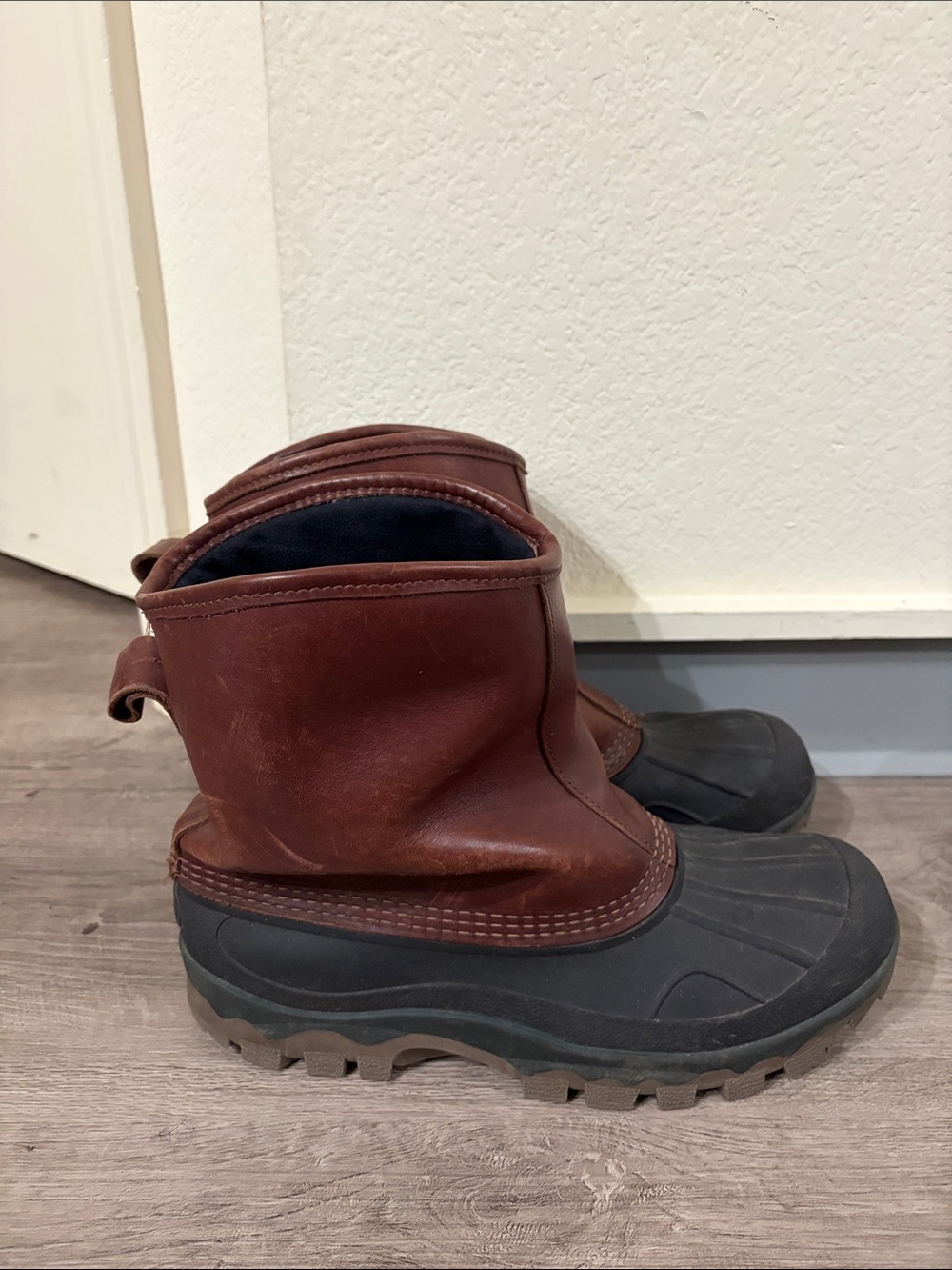 Men's Brown Leather & Black Rubber Winter Boots